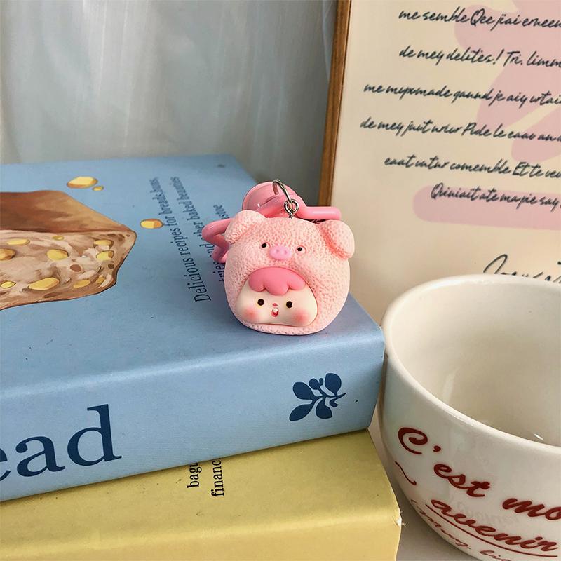 

Kawaii Mini Resin Keychain Cute Doll Keychain Keyring Bag Pendant Car Key Ring Backpack Decoration Accessories Gifts A2