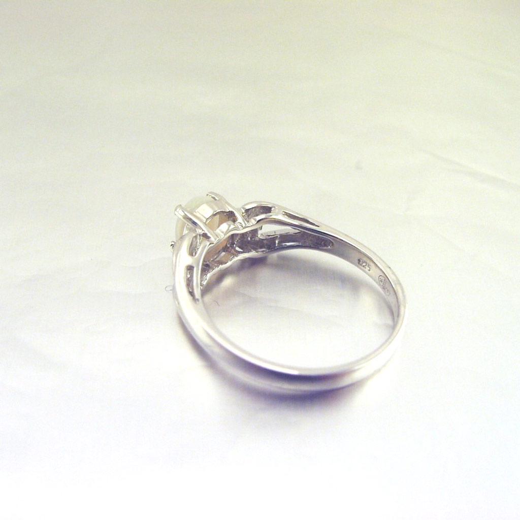Silver Ring 'Goddess Opal' White Silver (rhodium) - 7 Mm