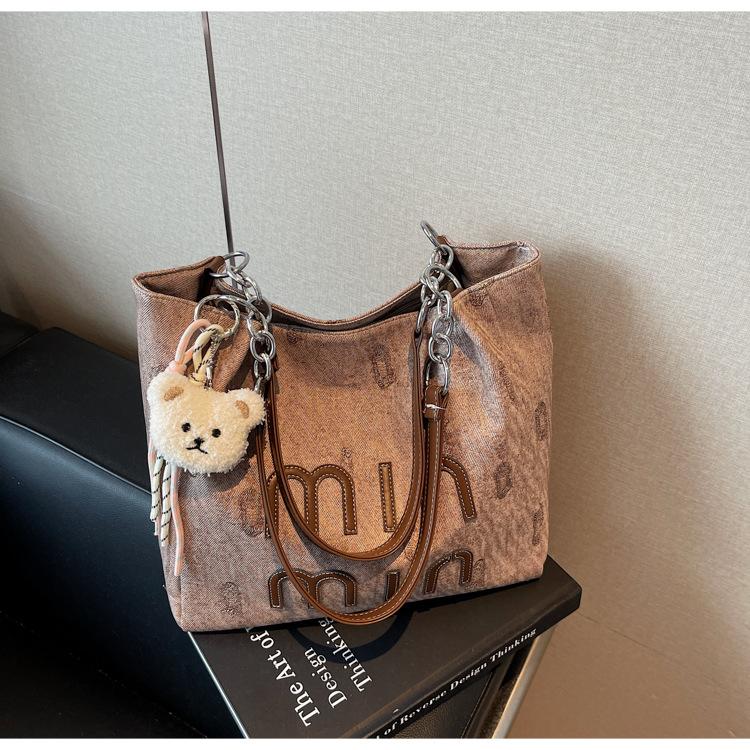 High-value Work Commute Summer Tote Bag Large-capacity New Shoulder Bag Commuter Bag