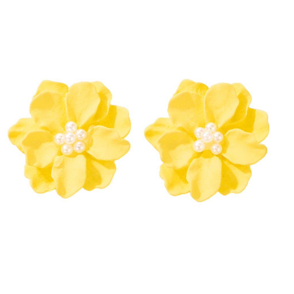 Exaggerated Camellia Earrings for Fresh Three-dimensional White Flower Pearl Ear
