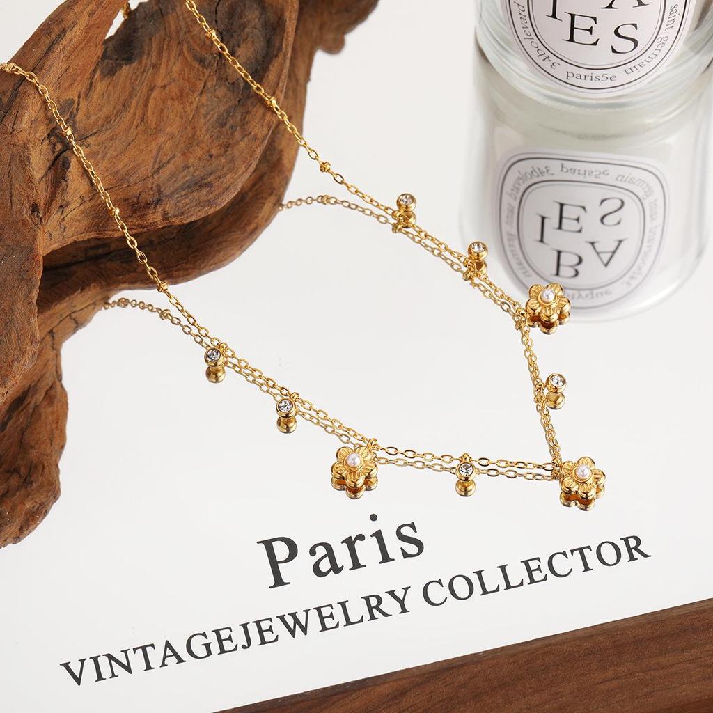 Korean Style Titanium Steel Small Flower Diamond Necklace for Women - Sweet Design Clavicle Choker