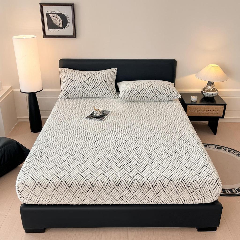 Thick Warm Jacquard Mattress Protector - Solid Color, Full-Coverage for Autumn/Winter