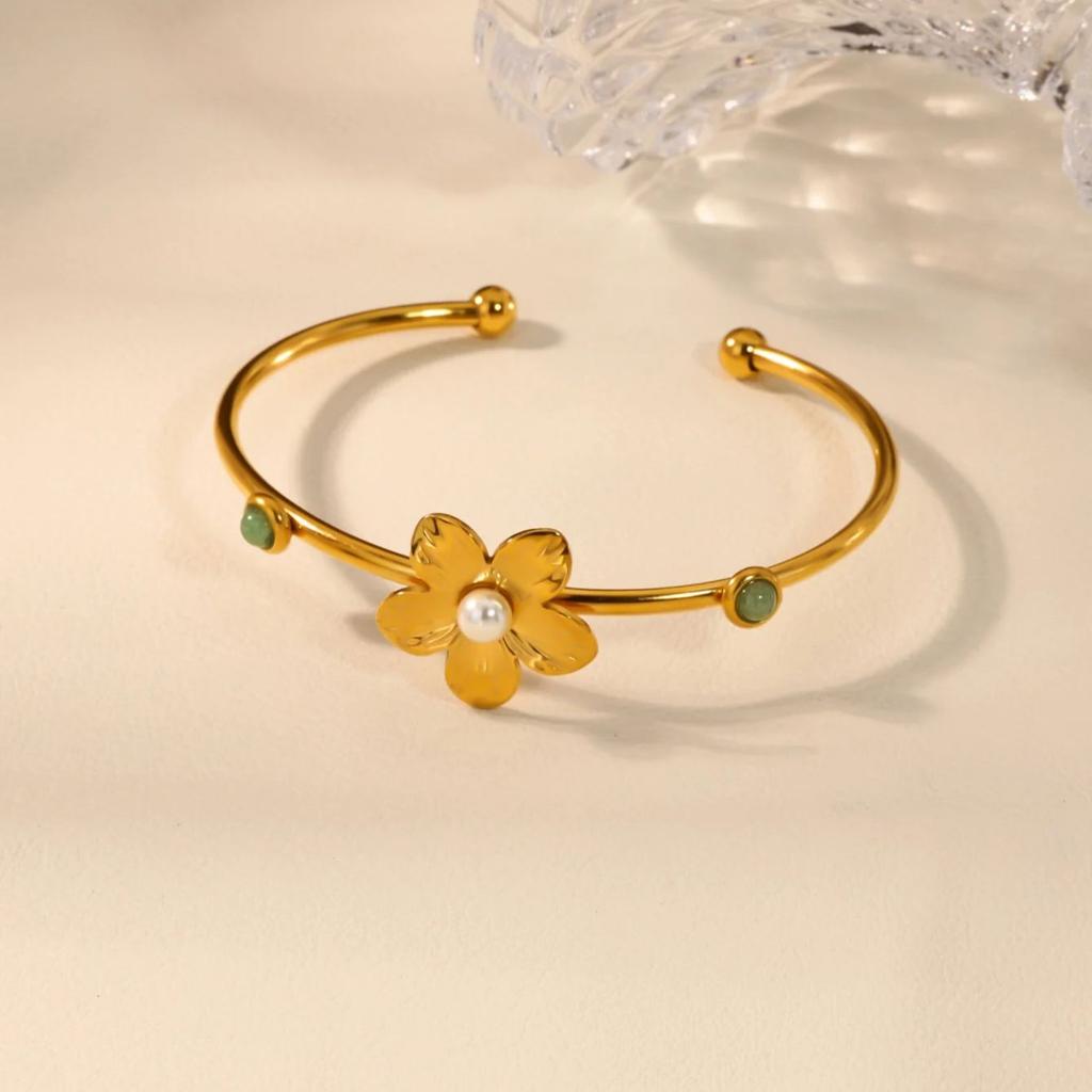 Stainless Steel Pearl Stone Flower Cuff Bracelet For Women Girls Gold Color Flower Bangles Femme Christmas Jewelry Accessories