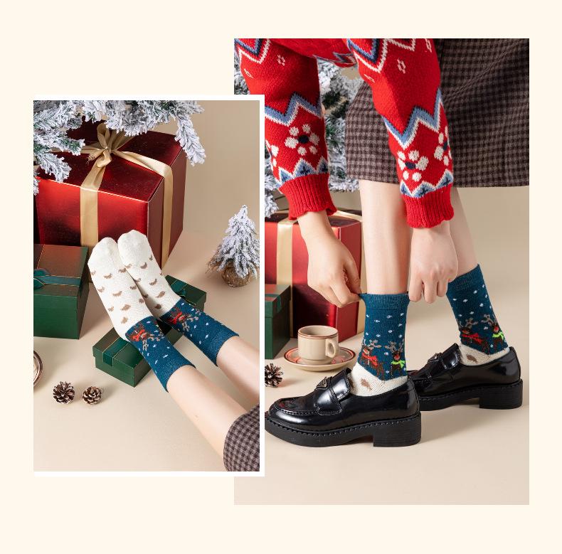Women's Christmas Deer Wool Socks: Mid-Calf, Autumn/Winter Style, Gift Boxed