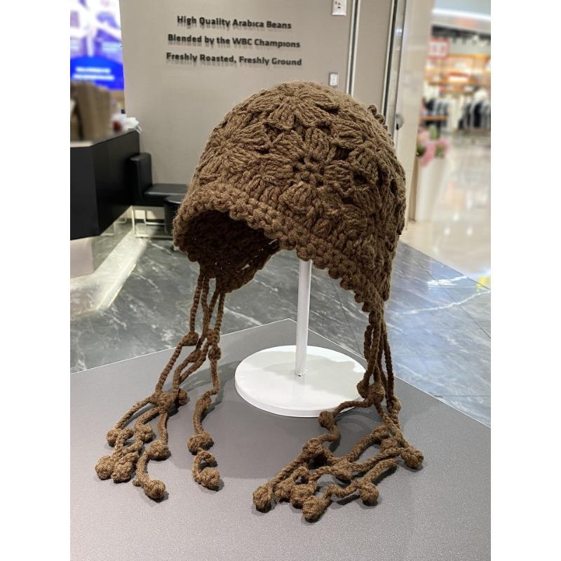 

Autumn and Winter New Handmade Tassel Hat Flower Double Sided Braided Hat High End Woolen Hat Knitted Hat Makes The Face Smaller M（56-58cm）