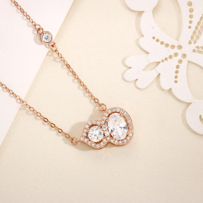Full Diamond Gourd Necklace Women S Niche Exquisite Fashion Lamp Luxury Ins Premium Design Sense Necklace Premium