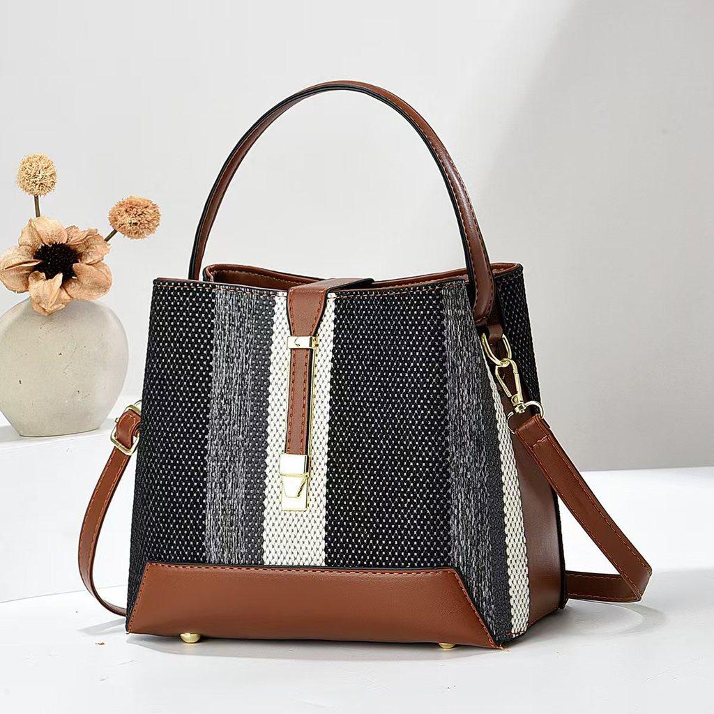 Pu Water Bucket Bag With Multilayer Weaving And Color Block Design For Daily Casual Use