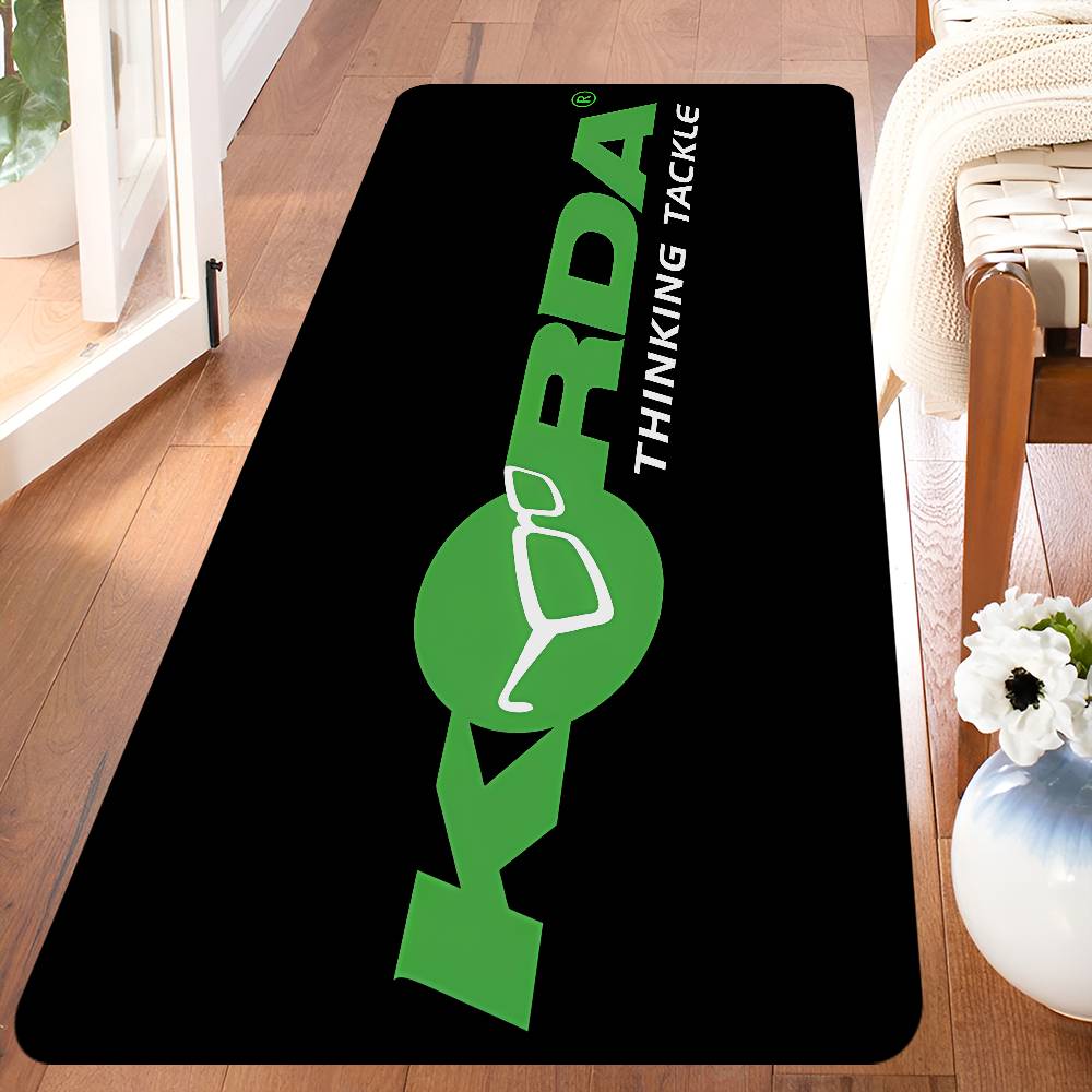 

Korda Fishing Logo Floor Mat INS Style Soft Bedroom Floor House Laundry Room Mat Anti-skid Household Carpets 40x60cm