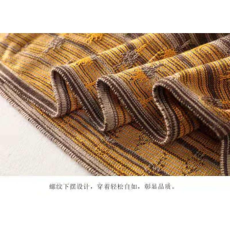 Spring and Autumn New Thin Middle-aged Mid-Sleeve Three-quarter Sleeve Knitted Sweater Women's Fashion