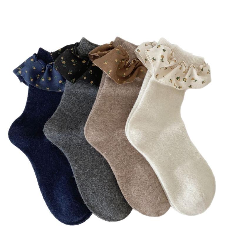 Woolen Socks with Thick and Warm Lace for Autumn and Winter. Pile of Socks for A Sweet Girl
