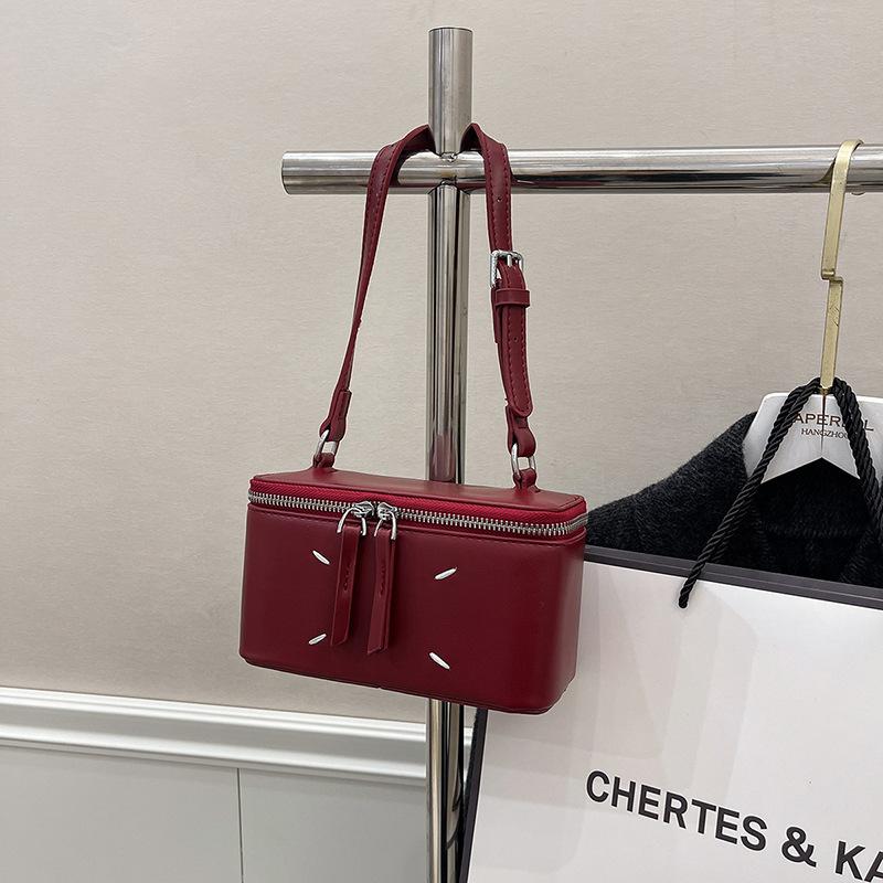 New niche design popular simple double pull cosmetic bag shoulder crossbody trendy women's bag fashion