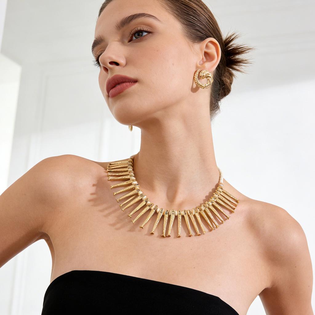 New personality exaggerated small fish tassel necklace fashionable thread simple earrings set versatile and advanced sense