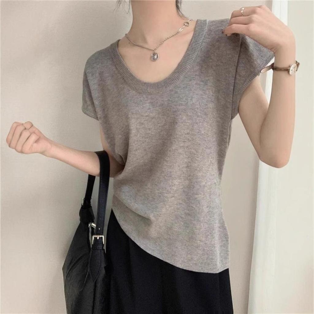 Elegant U-Neck Knit T-Shirt: Summer 2025 Fashionable, Lightweight Inner Wear for Women