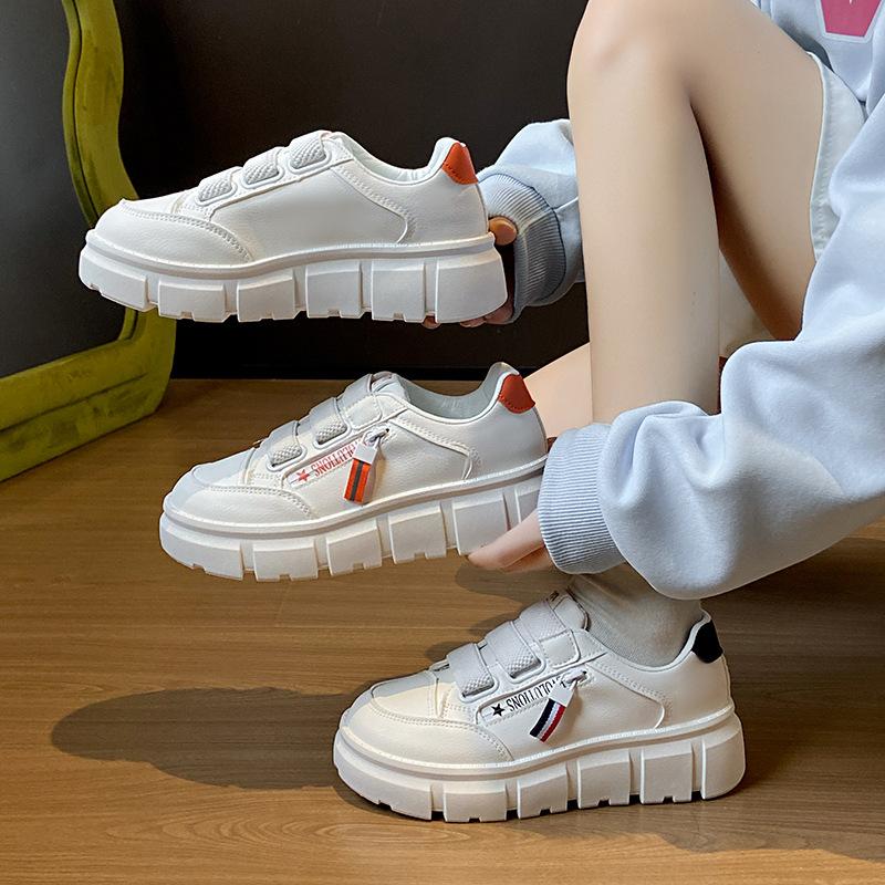 2025 Little White Shoes Women's Spring New Korean Version Ins Female Students' Leisure Sports Versatile Board Shoes Street Shot XT165