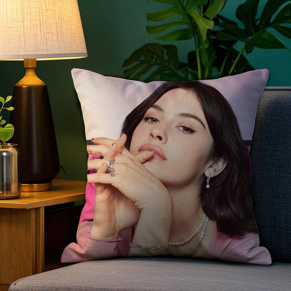 

Singer GGracie Abrams Pillow Case Sofa Living Room Bedroom Doublesided Printing Square Cushion Nap Time Pillow Case 30x30cm