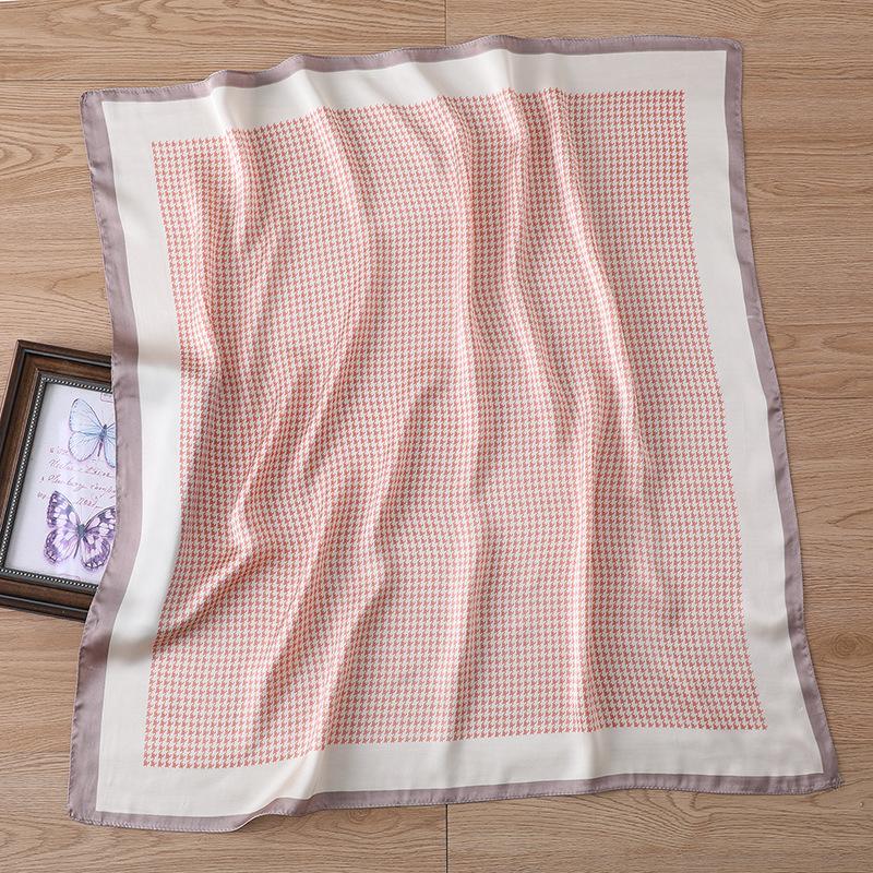 Korean Version of the New Sweet Scarf Versatile Printing Simulation Silk Scarf Retro Thousand Bird Grid Small Square Scarf 71 Professional Small Scarf
