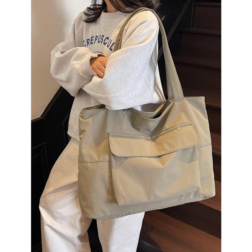 Versatile Bag for Women, Portable Tote Bag, Niche Design, High-end Sense, Shoulder Bag, Large Capacity Commuting Backpack