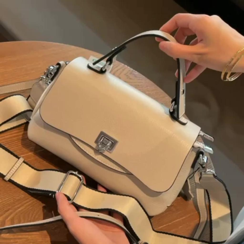 New Korean Style Fashionable Hand Held Crossbody Bag Fashionable Versatile Large Capacity Women's Shoulder Bag