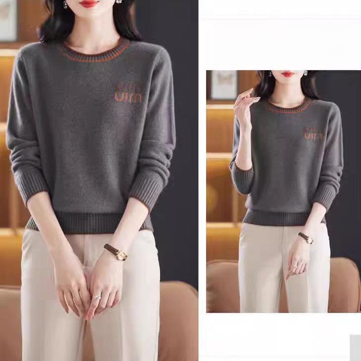 Round-neck Sweater Women's Long-sleeved Knitted Sweater Solid-color Top Loose and Warm Knitted Sweater with Pullover Underneath