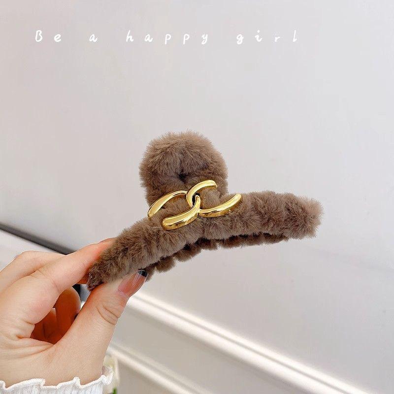 Large Plush Hair Clip: Autumn/Winter Volumizing Shark Clip for Women