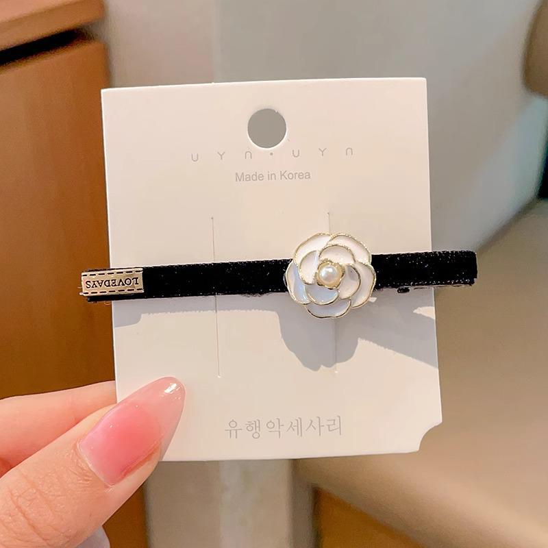 Autumn & Winter Coffee Hair Clip: Women's Seamless Duckbill, BB & Bangs Clips