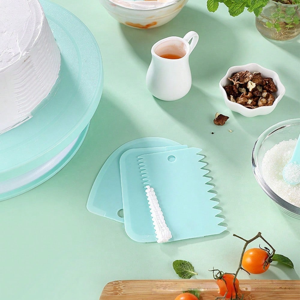 Cake Decorating Kit Cake Turntable Cream Spatula Stainless Steel Piping Tips Reusable Pastry Bags and Couplers Baking Supplies