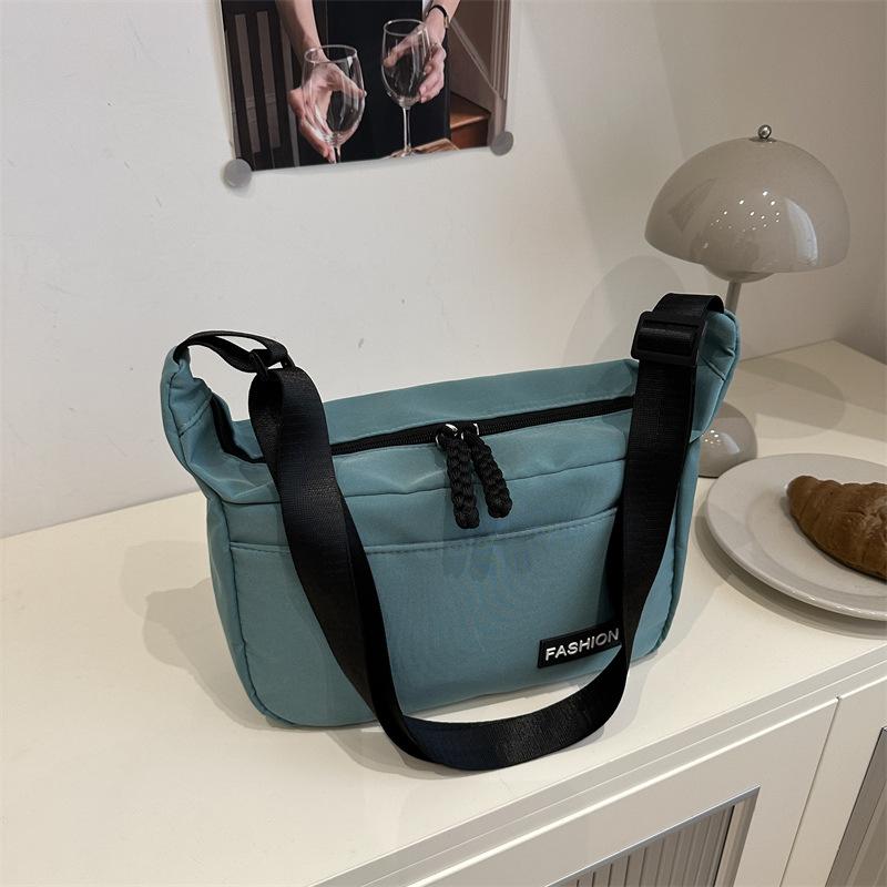 One-shoulder Messenger Bag, Large Capacity, Light, Casual, Literary Tote Bag, Sports Simple, College Students Commute To Class, Versatile