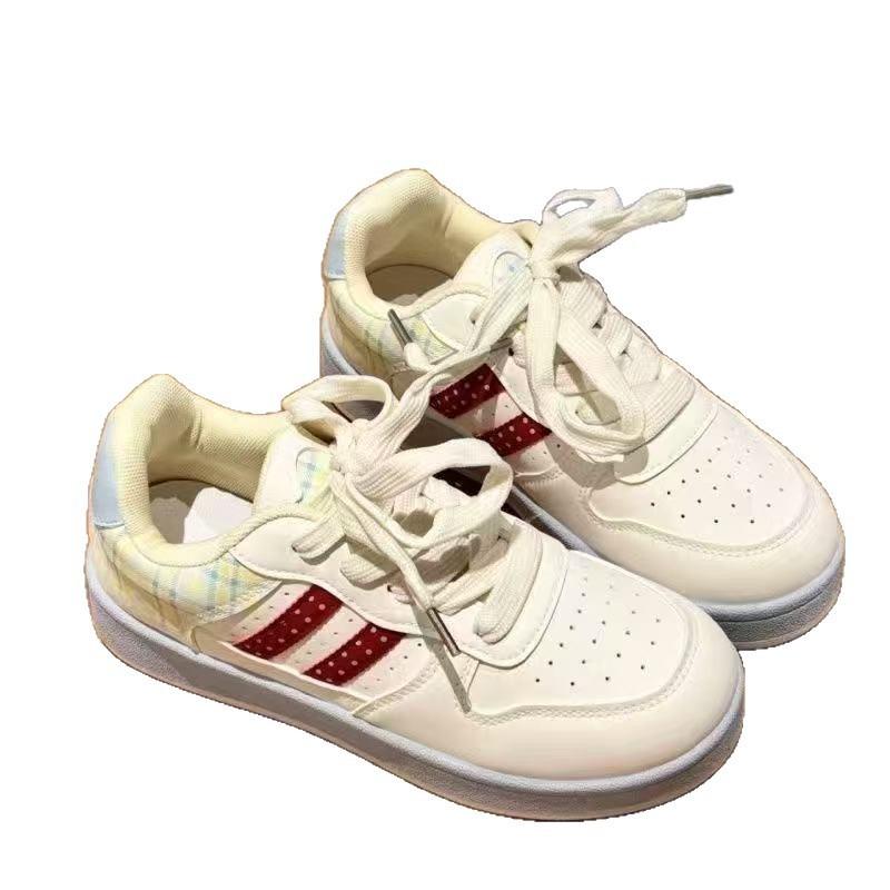 Niche bread shoes autumn new platform white shoes student casual versatile sports board shoes women