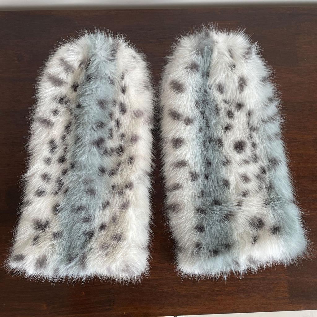Women Winter Warm Fuzzy Boot Cuffs Flared Leg Covers Japanese Leopard Pattern Furry Plush Leg Warmers Long Tube Socks