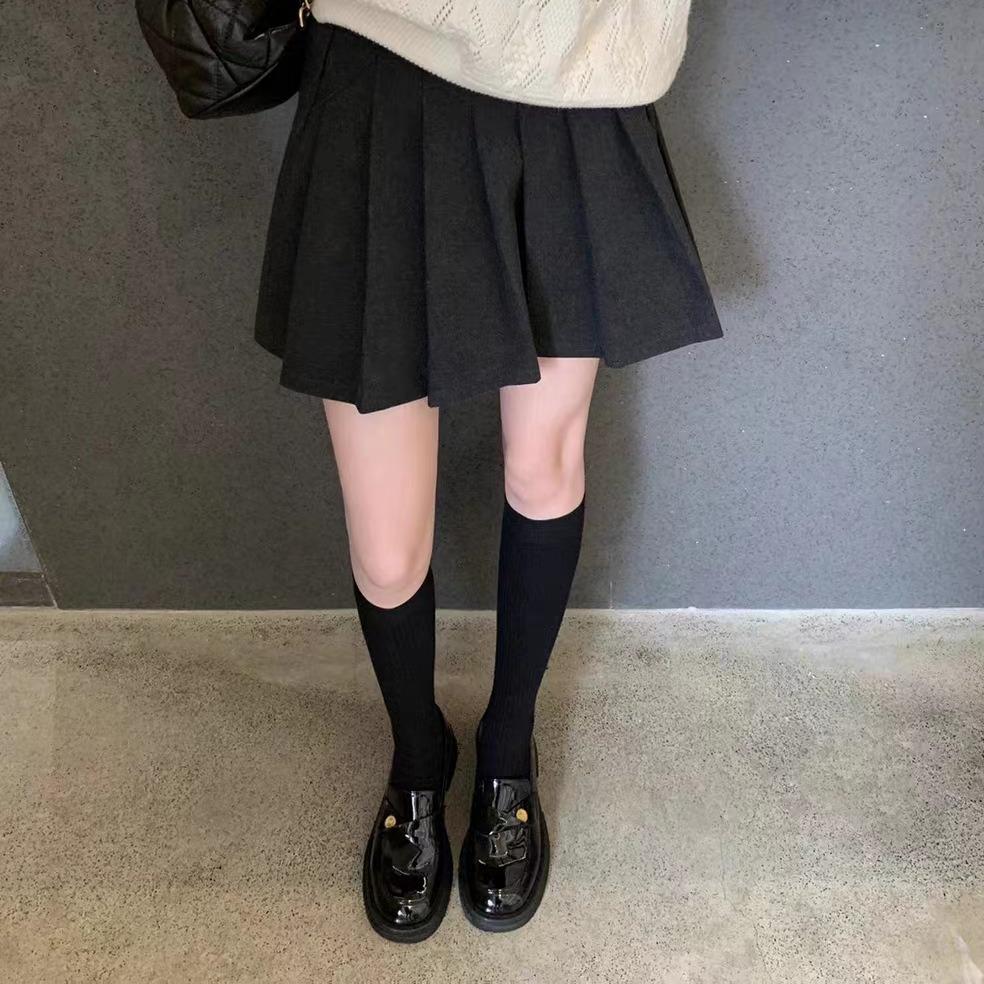 Druvmamma av samma stil~ Små guldmynt, platåklackar, lata läderloafers med tjock klack, damers små läderskor, n