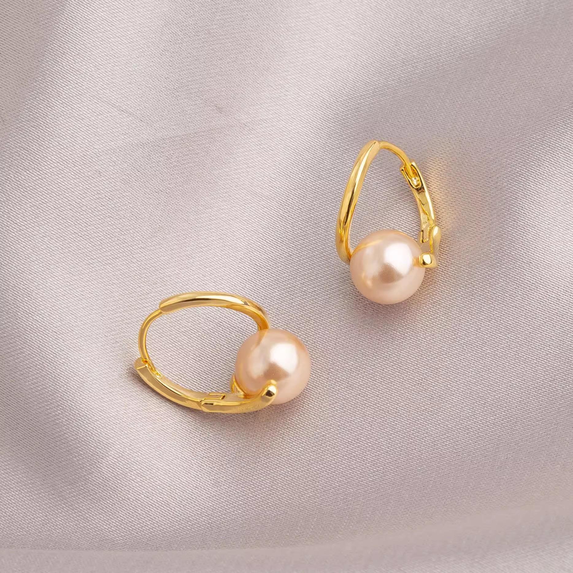 Temperament Maillard Pearl Earrings Design Earrings Douyin Explosive Ear Buckle Earrings