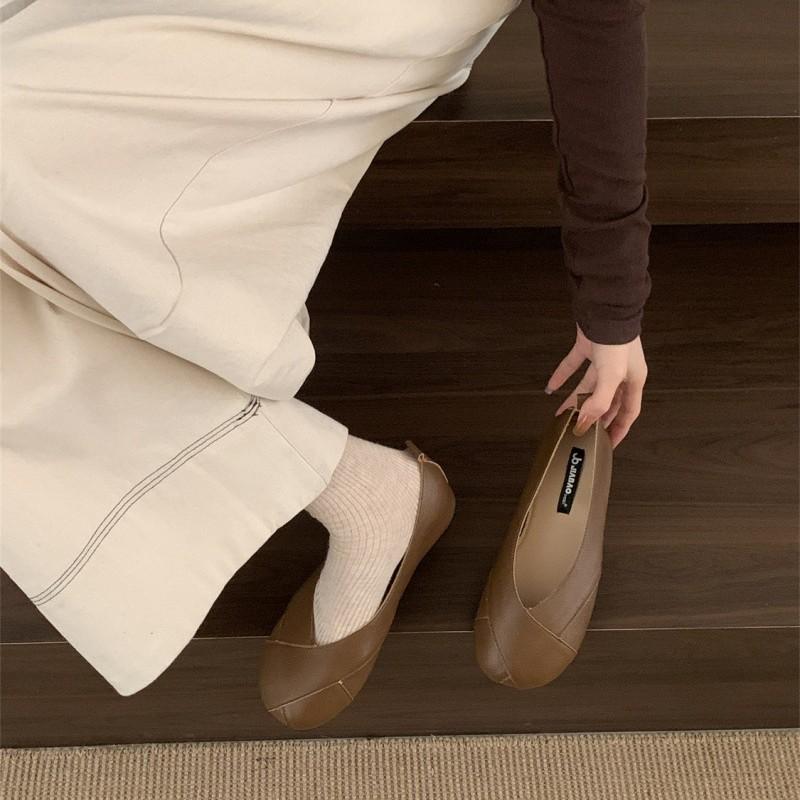 Flat-soled single shoes women's shoes 2025 spring new soft-soled grandma shoes one pedal Doudou shoes gentle Mary Jane ladyshoes