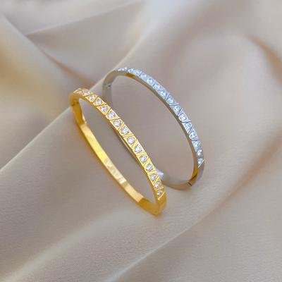 European And American Round Zircon Minimalist Wind Bracelet Minimalist Retro Stainless Steel Jewelry