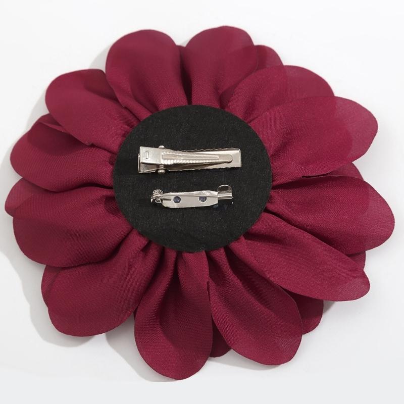 Fashionable Fabric Flower Brooch Unique Fabric Flower Lapel Pin Dainty Brooch Pin for Anniversary Celebrations