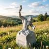 Rzeźba Człowieka Samotnie Budującego Figurka Abstrakcyjna Drukowana 3D Statuetka Biurkowa Figurka Motywacyjna do Dekoracji Domu Biura Stołu Półki