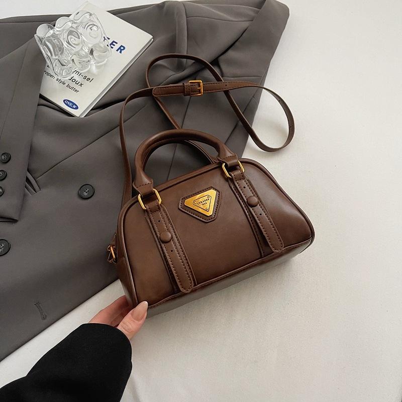 

Ретро хай-энд сумка-подушка для рук женская осенне-зимняя новая модная повседневная дорожная сумка на плечо через плечо