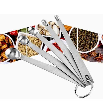 Set da 5 Pezzi Mini Cucchiaini Misurino Acciaio Inossidabile Condimenti Ingredienti Secchi e Liquidi Strumenti di Misura per Cucina