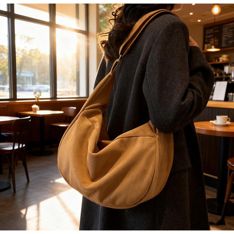 High-End Versatile Crossbody Shoulder Tote - Large Capacity, Commute-Friendly, Lazy Style