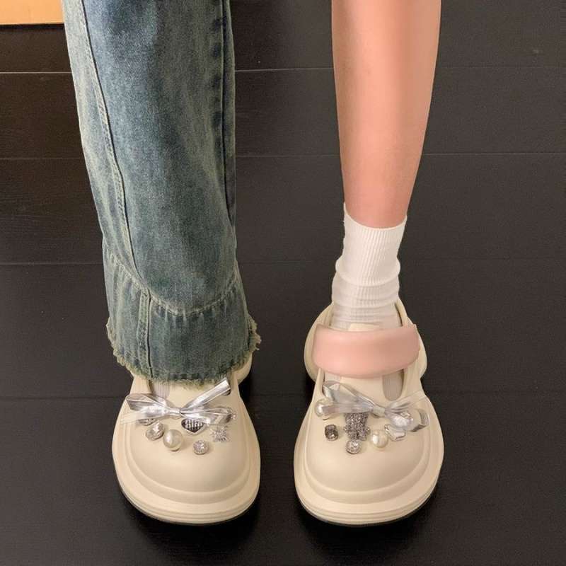 Sweet Bow Platform Hole Shoes Women's Spring and Summer 2025 New Outer Wear Heightening Rhinestone Bag Head Half Slippers