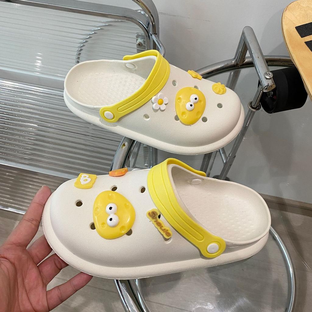 New hole shoes slippers women's summer thick soles go out summer sandals seaside wear cute