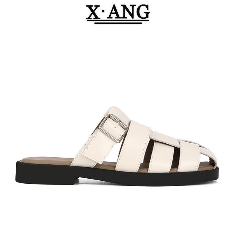 

Leather woven hollow Roman sandals women s pig cage shoes 2025 new flat-bottomed bag head half slippers summer sandals 40