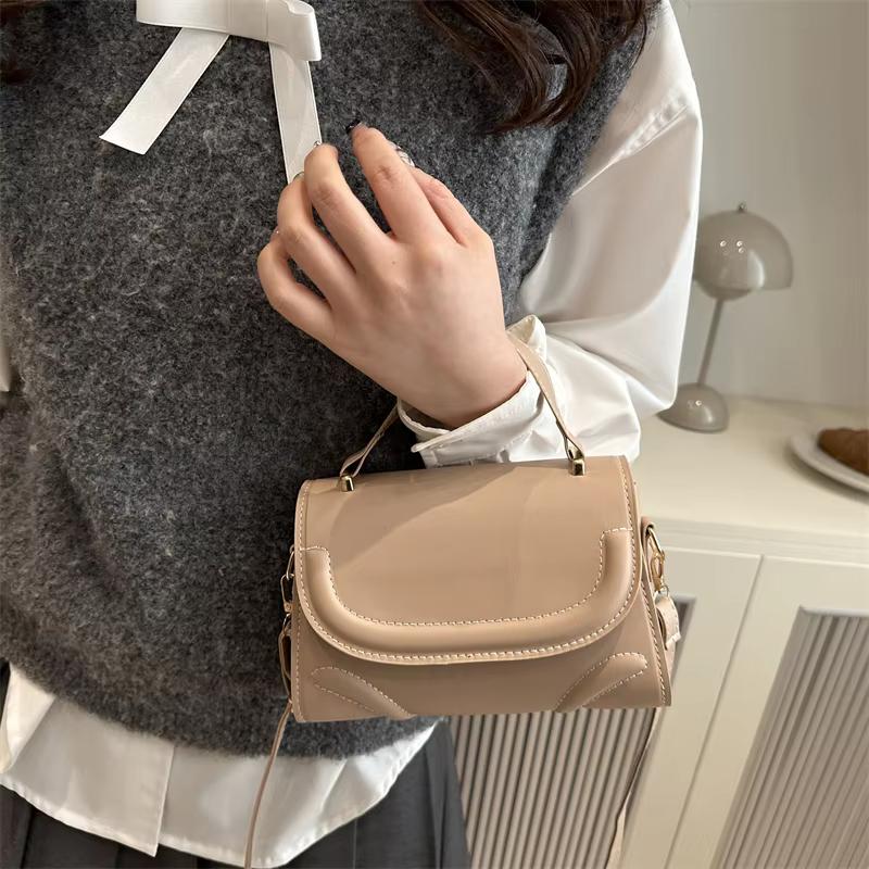 Fashi New Shoulder Bag for Women With Inner Pocket Crossbody Bag PU Leather Solid Color Messenger Bag Trendy Satchel Purse