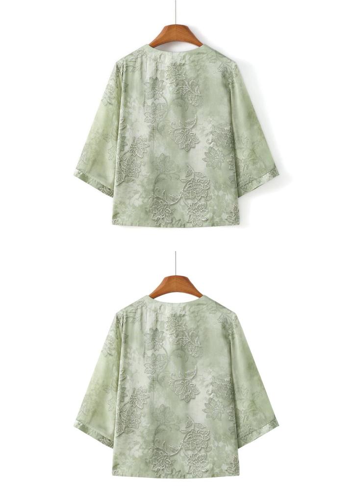 Stylish Seven-Sleeve Shirt for Middle-Aged & Elderly Women - Age-Defying Spring/Summer Fashion