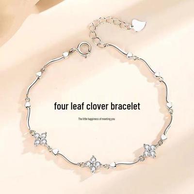Elegancka Błyszcząca Bransoletka z Diamentami w Kształcie Czterolistnej Koniczyny dla Kobiet - Moda Stylu Mori