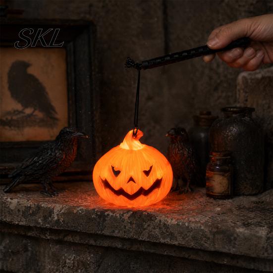 Outdoor Halloween Decoration Pumpkin Lantern, Spooky Handheld Light Up Lantern Lamp for Party Favors, Indoor Decor Durable
