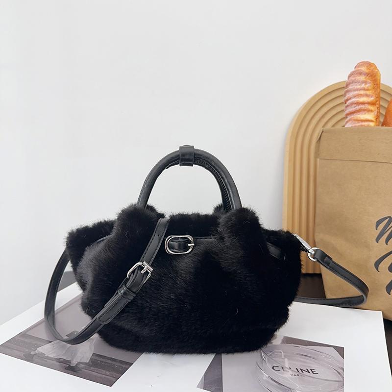 Women's Furry Handbag Retro Style Large-Capacity Fashionable Crossbody Bag Detachable Shoulder Strap Wing Shape Bag
