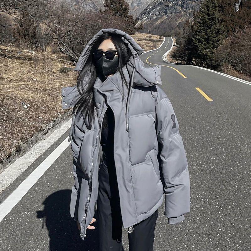 

Серый короткий пуховик Love Love