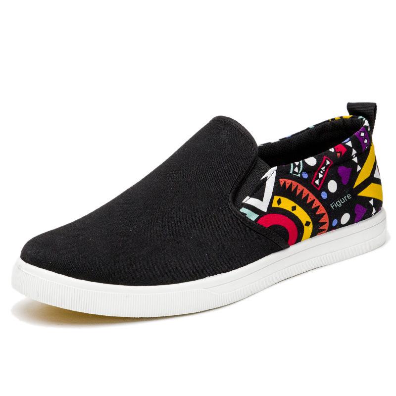 Men's Casual Breathable Slip-On Korean Style Hand-Painted Canvas Shoes - Comfortable Lazy Shoes for Students.