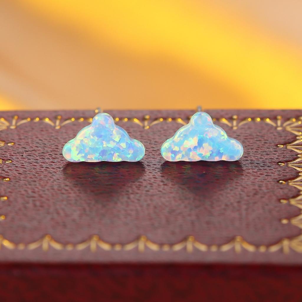 Minimalist Design Cloud Earrings Fresh and Versatile Mini Non Removable Exquisite Ear Hole Care