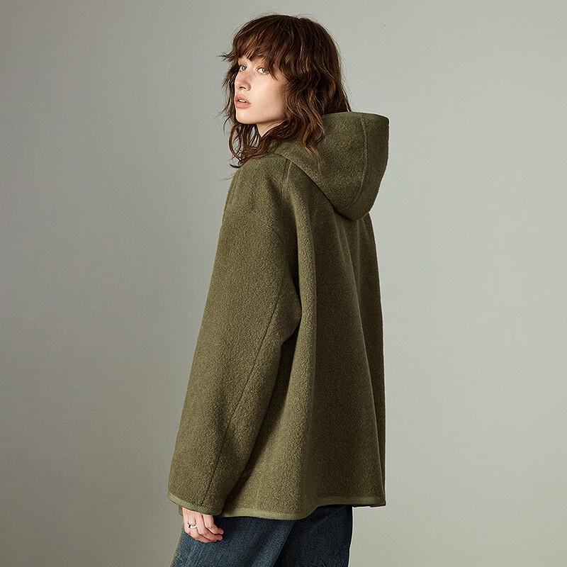 Chuyu Women's Hooded Plush Winter Jacket
